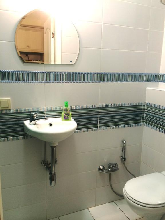 Studio Near Deribasovskaya Οδησσός Εξωτερικό φωτογραφία