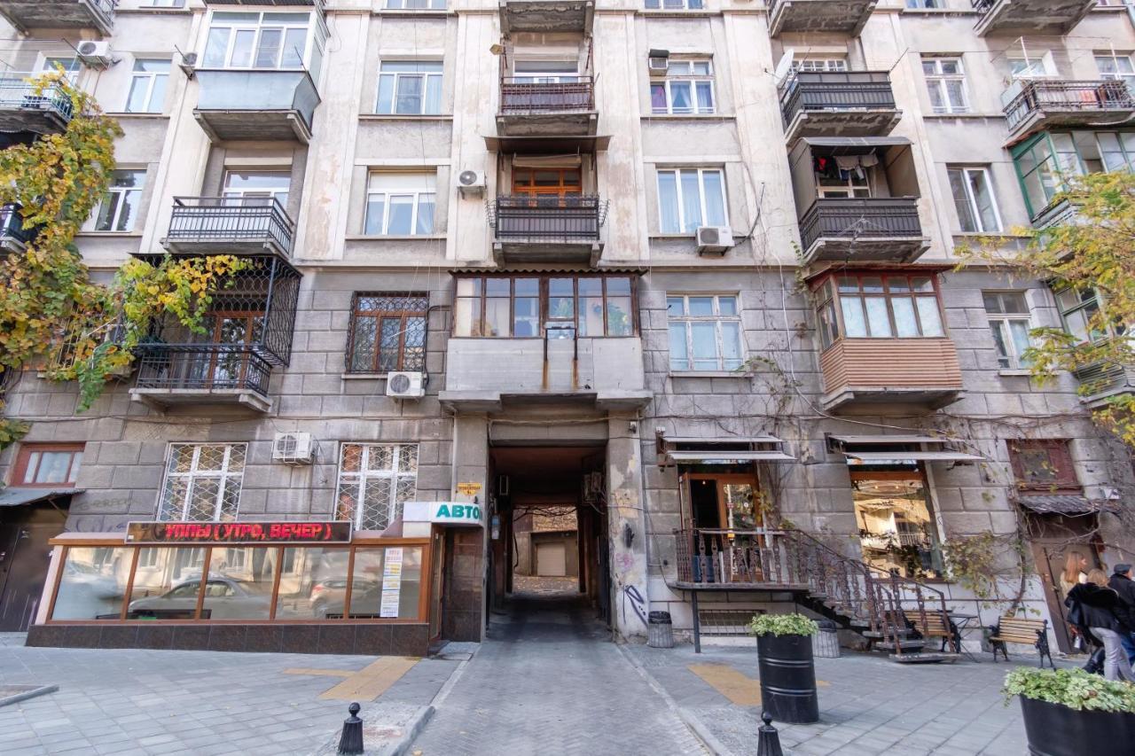 Studio Near Deribasovskaya Οδησσός Εξωτερικό φωτογραφία