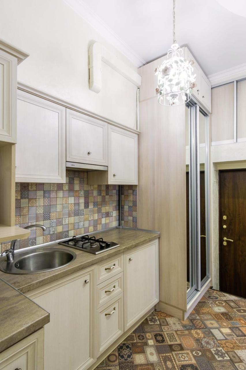 Studio Near Deribasovskaya Οδησσός Εξωτερικό φωτογραφία